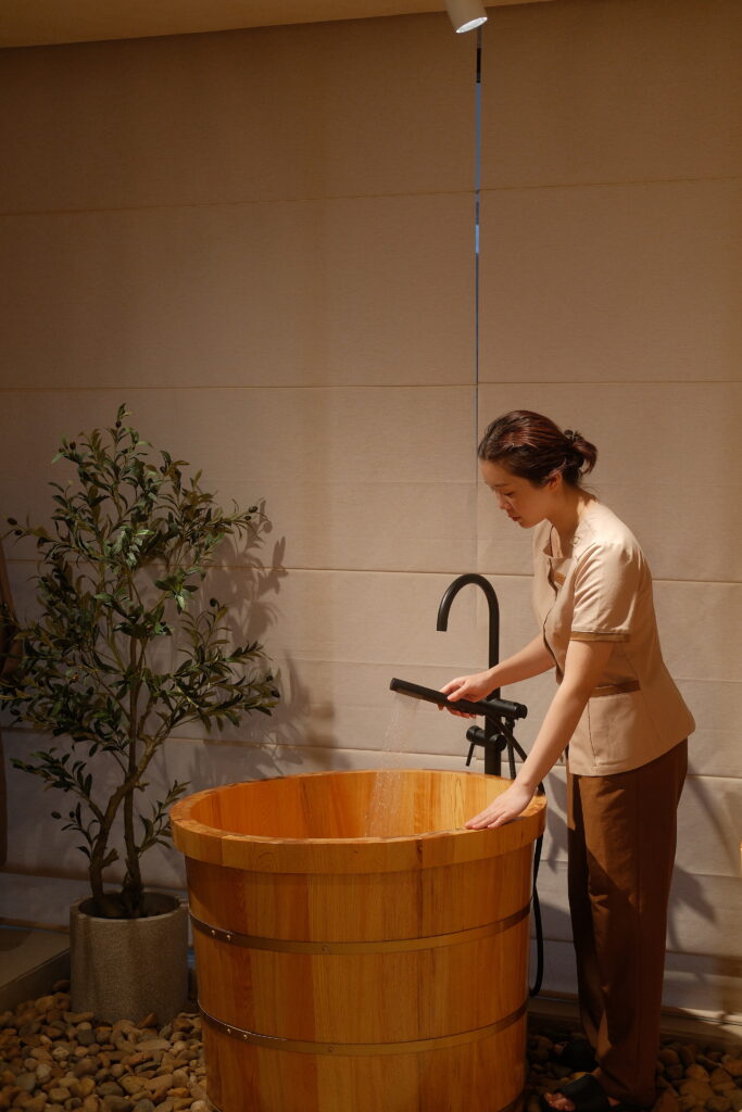 Tại Annie Spa, Couple Combo được thiết kế như một hành trình thư giãn dành riêng cho hai người